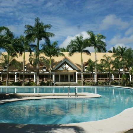 Pineapple Island Resort Daet Esterno foto
