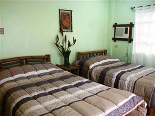 Pineapple Island Resort Daet Esterno foto